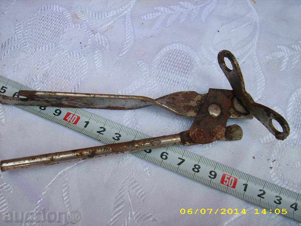 Tool / handle for opening jars and bottles - 5