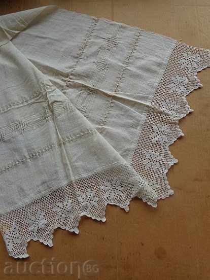 Auction  Old fringed cloth with lace, knitting, fringe with embroidery