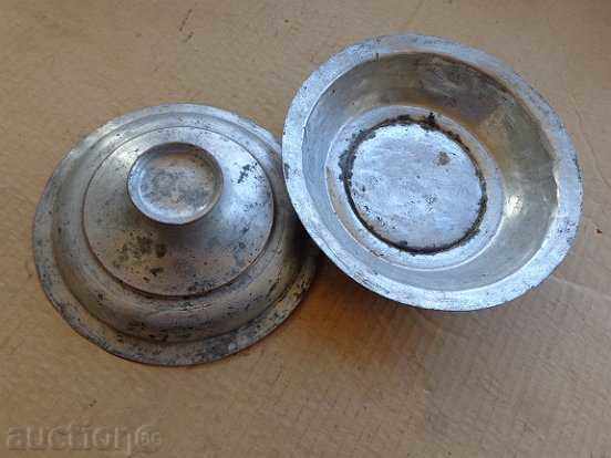 Tinned Sahan with a lid, a copper bowl, a baker, a bowl with price 79.00 BGN | € 40.39 Tinned Sahan with a lid, a copper bowl, a baker, a bowl with price 79.00 BGN | € 40.39