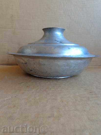Tinned Sahan with a lid, a copper bowl, a baker, a bowl