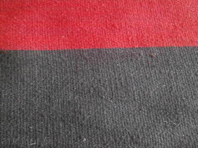 Auction Hand-woven woolen rug, new Auction Hand-woven woolen rug, new