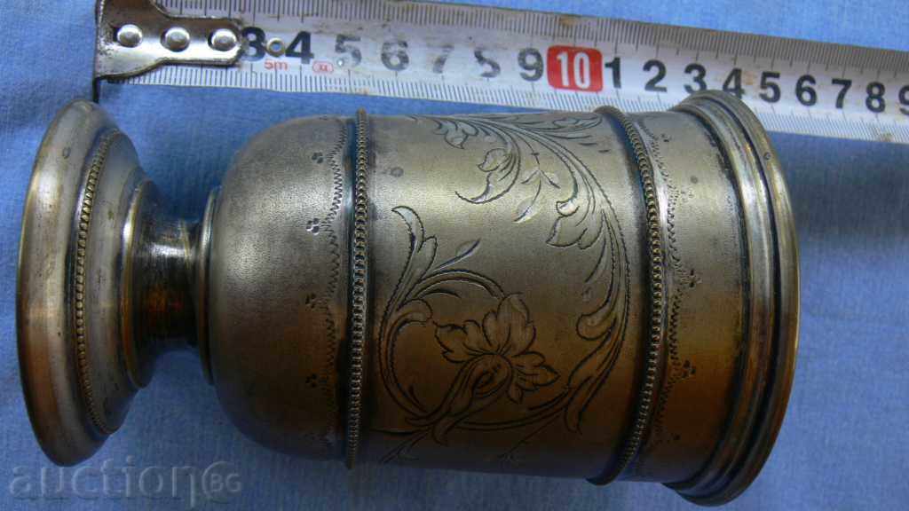 Boca κύπελλο, χέρι-σκαλισμένα ασημένια με τιμή 70.00 BGN | € 35.79 Boca κύπελλο, χέρι-σκαλισμένα ασημένια με τιμή 70.00 BGN | € 35.79