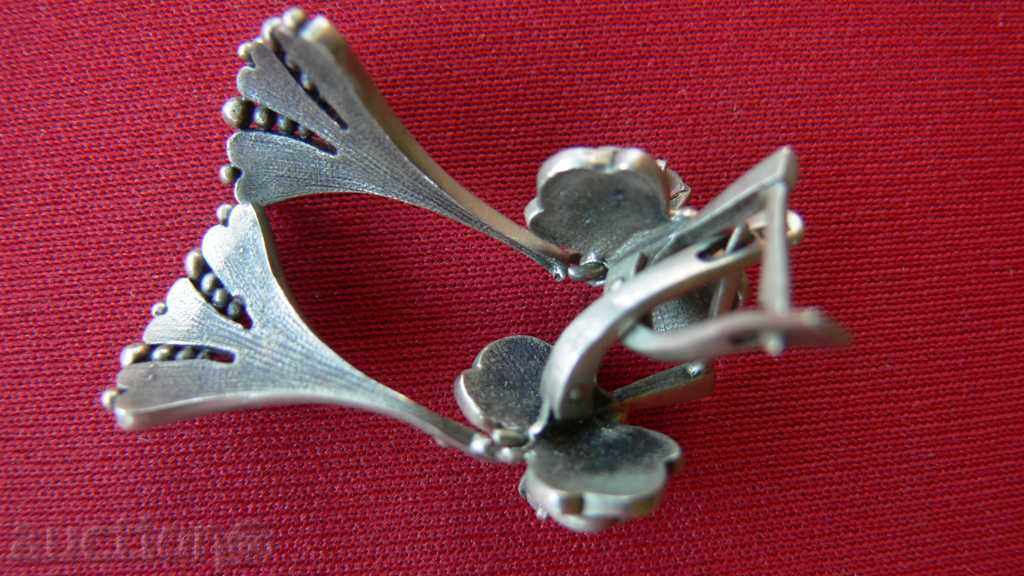 BEAUTIFUL SILVER SHIRTS WITH EMAIL with price 87.00 BGN | € 44.48 BEAUTIFUL SILVER SHIRTS WITH EMAIL with price 87.00 BGN | € 44.48