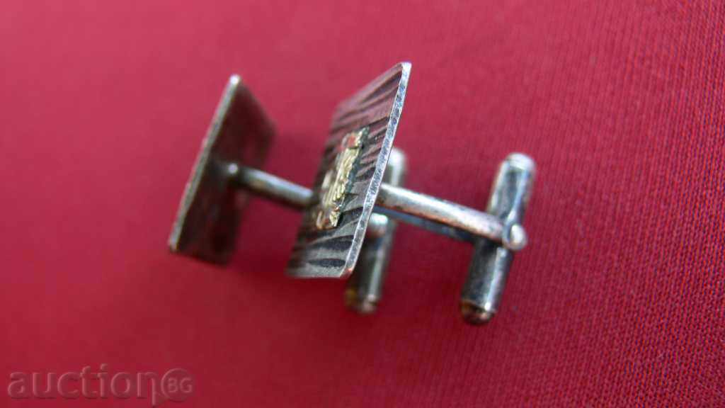 BEAUTIFUL GLOVES, SILVER AND MASSIVE GOLD with price 200.00 BGN | € 102.26 BEAUTIFUL GLOVES, SILVER AND MASSIVE GOLD with price 200.00 BGN | € 102.26