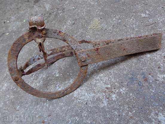 Old hand forged trap, wrought iron with price 49.00 BGN | € 25.05 Old hand forged trap, wrought iron with price 49.00 BGN | € 25.05