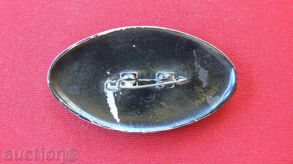 BEAUTIFUL STARA BROSHKA DRAWED ON HAND with price 20.00 BGN | € 10.23 BEAUTIFUL STARA BROSHKA DRAWED ON HAND with price 20.00 BGN | € 10.23