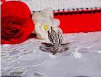 Сребърен пръстен.