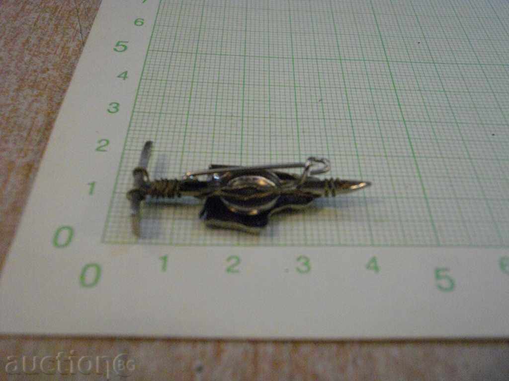 Brochure - 4 - 5 Brochure - 4 - 5