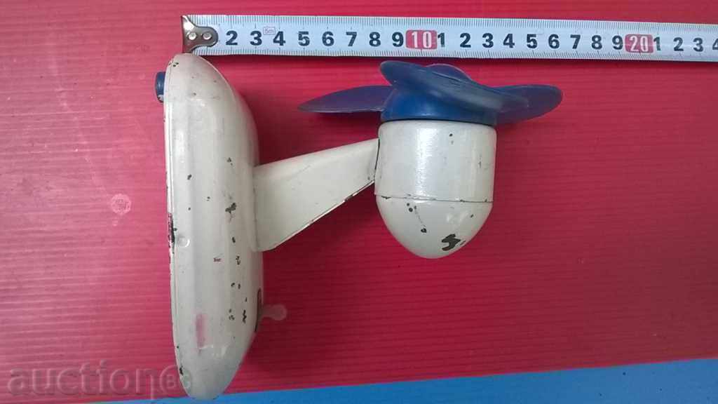 Delivery of Retro mini fan-70y.