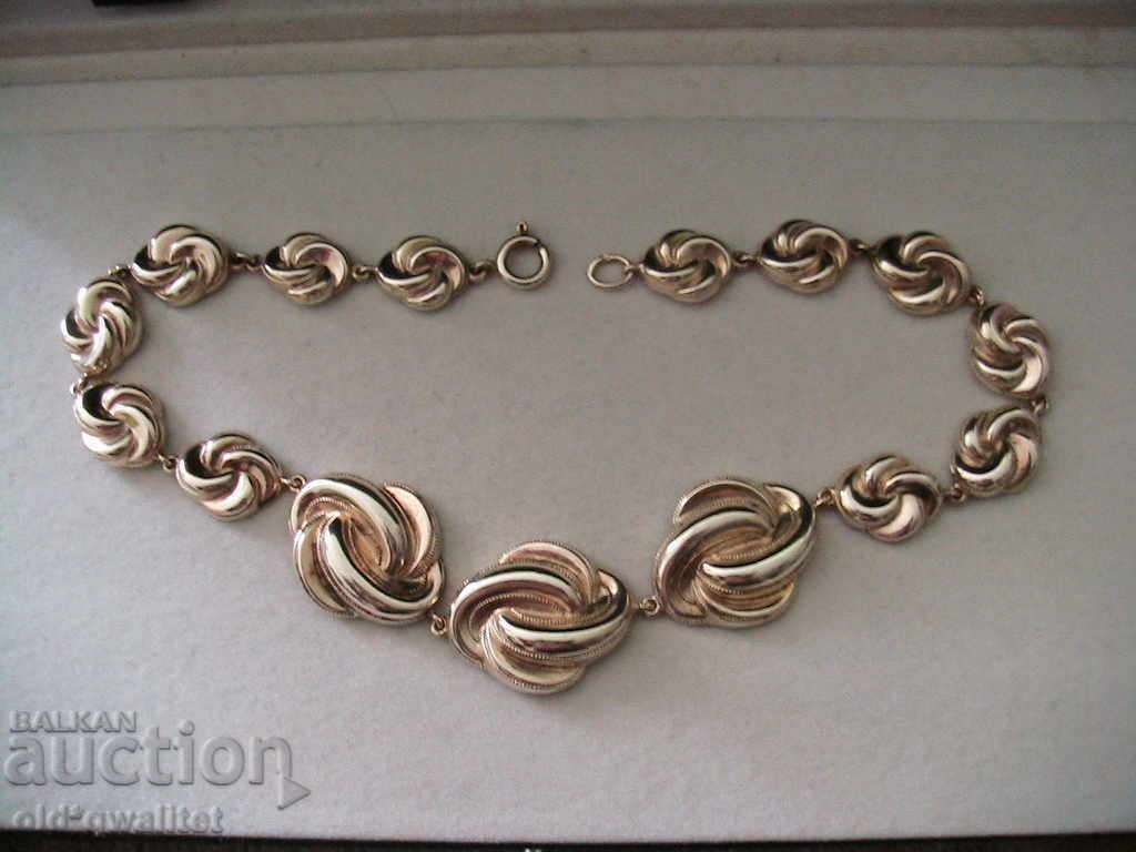 A MAGNIFICENT NECKLACE coming from another ERA, SILVER with GOLD A MAGNIFICENT NECKLACE coming from another ERA, SILVER with GOLD