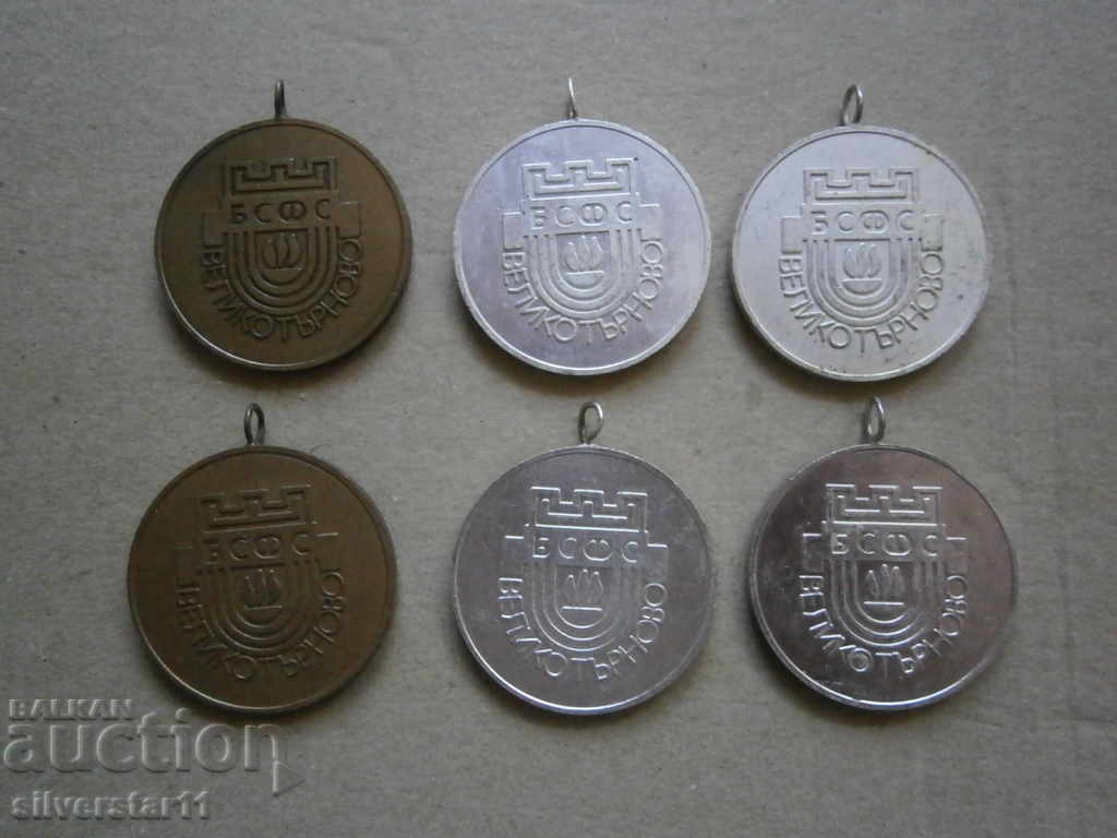 BFFS Lot Medals Medal from Soccer 6pcs