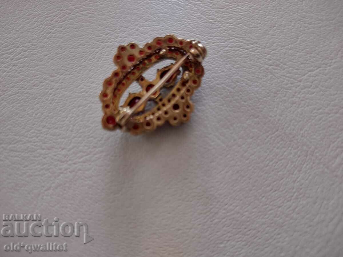 ELEGANT brooch, natural stone - Garnet, Silver 925, gold-plated with price 297.00 BGN | € 151.85 ELEGANT brooch, natural stone - Garnet, Silver 925, gold-plated with price 297.00 BGN | € 151.85