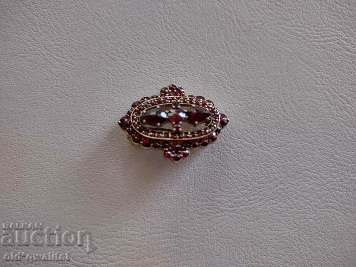 ELEGANT brooch, natural stone - Garnet, Silver 925, gold-plated ELEGANT brooch, natural stone - Garnet, Silver 925, gold-plated