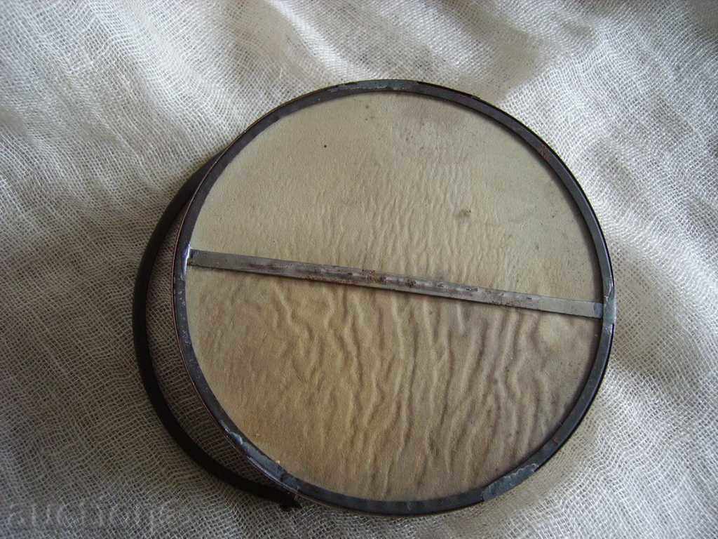 Delivery of I sell an old bonbonniere