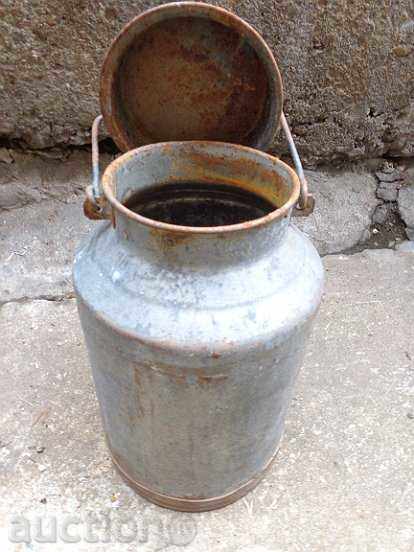 Old milk dump, bucket, bucket, household bucket container - 7 Old milk dump, bucket, bucket, household bucket container - 7
