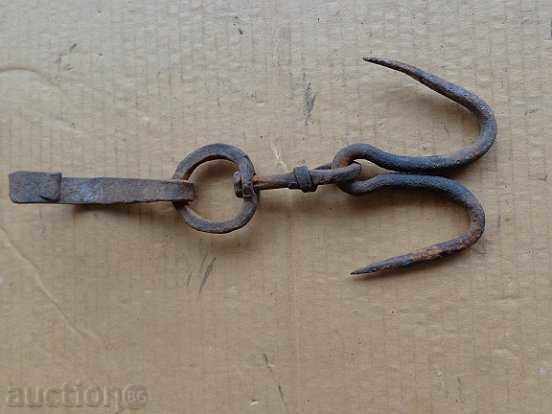 Hook, scraper, wrought iron with price 26.00 BGN | € 13.29