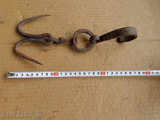 Auction  Hook, scraper, wrought iron