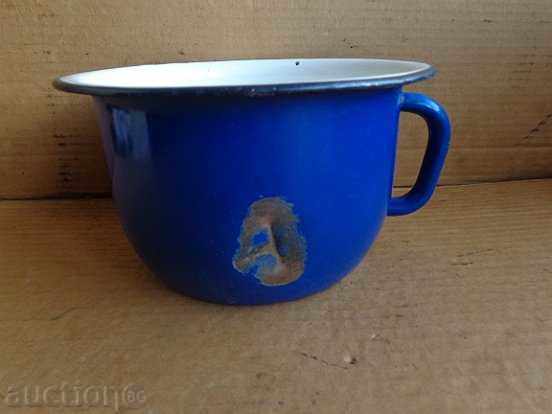 Auction Soviet child's tusk, enamel chuck, enamel court, USSR Auction Soviet child's tusk, enamel chuck, enamel court, USSR