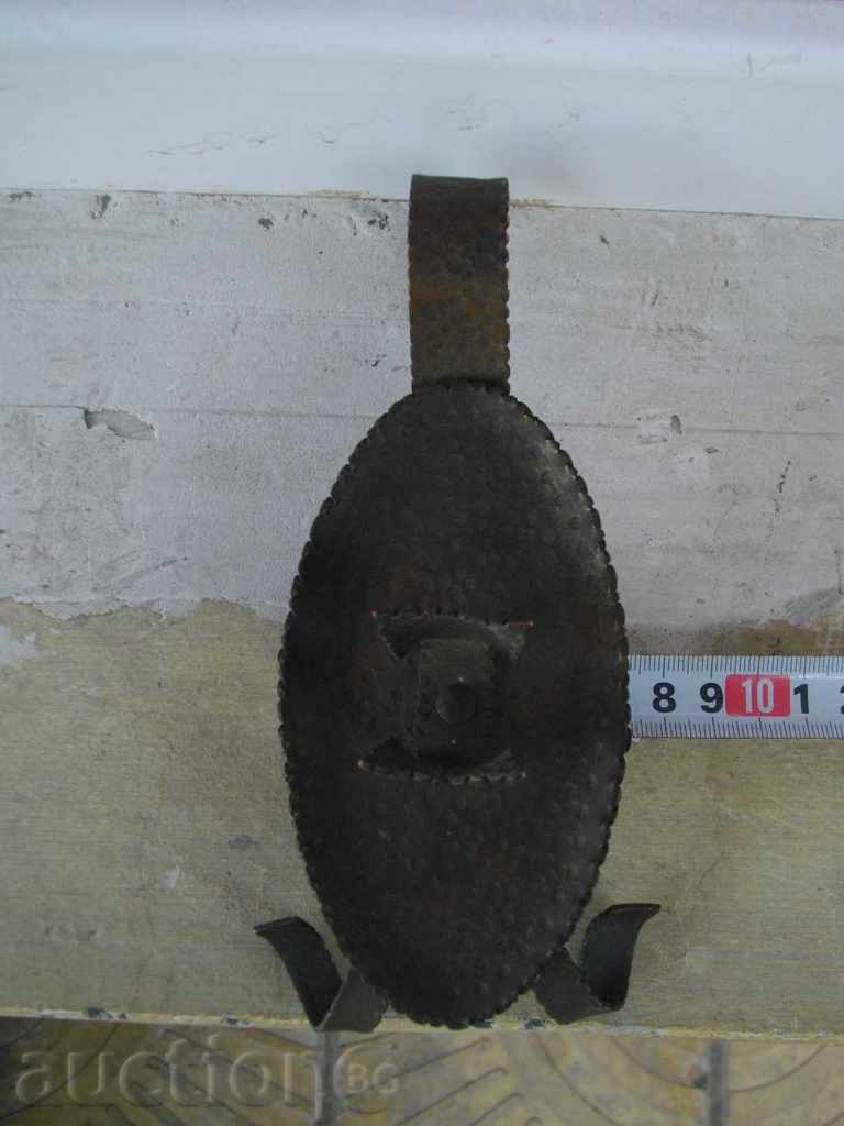 Κηροπήγιο πλαστά κατάστημα χαλκού «UBA» με τιμή 15.00 BGN | € 7.67 Κηροπήγιο πλαστά κατάστημα χαλκού «UBA» με τιμή 15.00 BGN | € 7.67