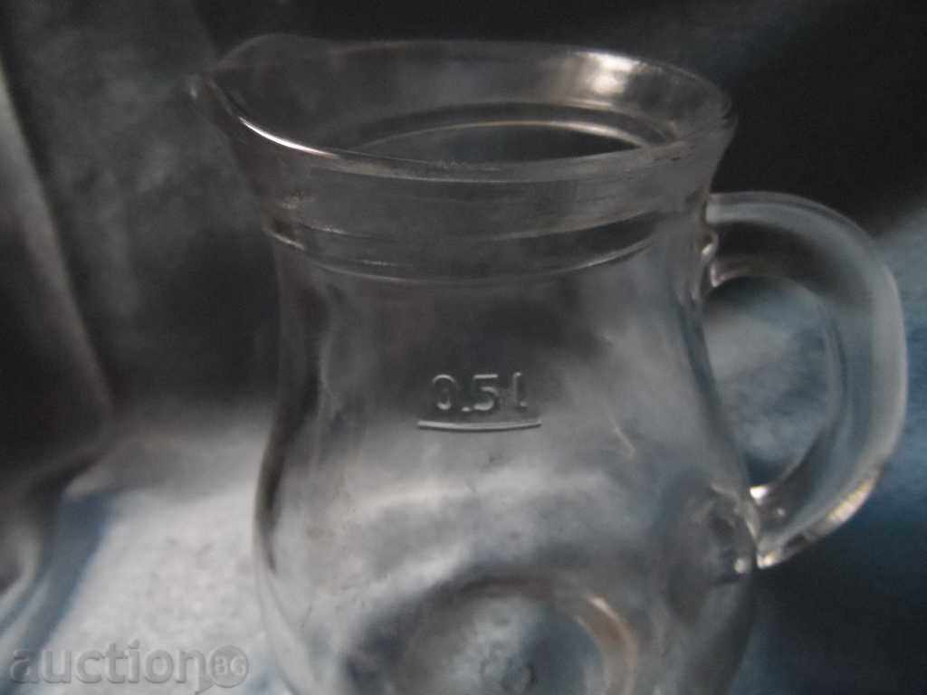 Delivery of Glass Jug Delivery of Glass Jug