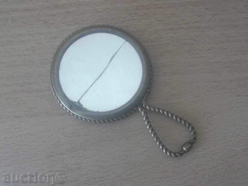 № 343 старо малко метално огледало с цена 5.00 лв. | € 2.56 № 343 старо малко метално огледало с цена 5.00 лв. | € 2.56