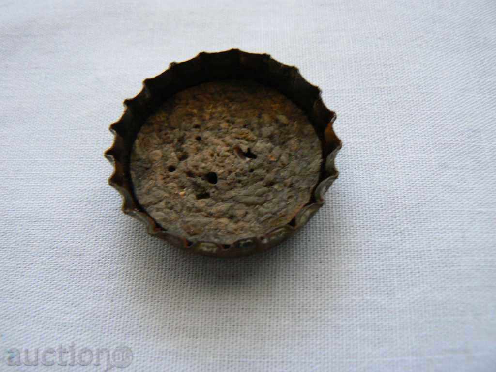 Πολλά παλιά φλάντζα καπάκι φελλού με τιμή 3.00 BGN | € 1.53 Πολλά παλιά φλάντζα καπάκι φελλού με τιμή 3.00 BGN | € 1.53