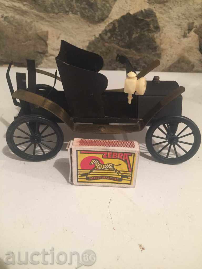 Auction collector metal trolley Auction collector metal trolley