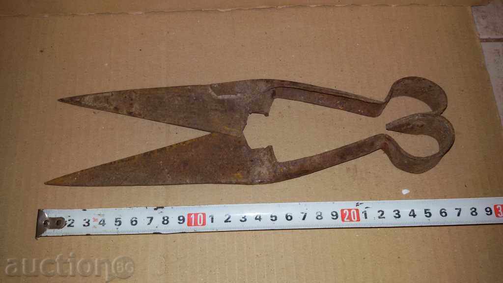 Delivery of old scissors Delivery of old scissors