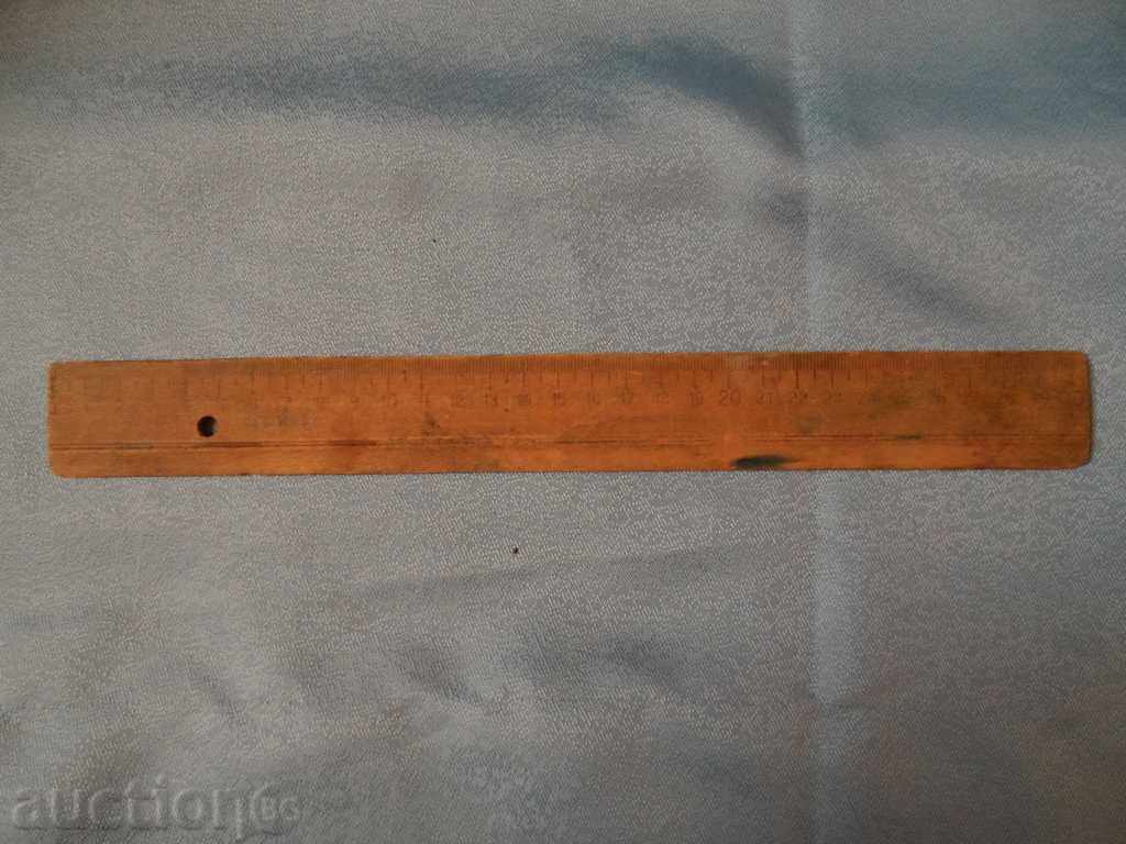 Old wooden line - 30 cm long