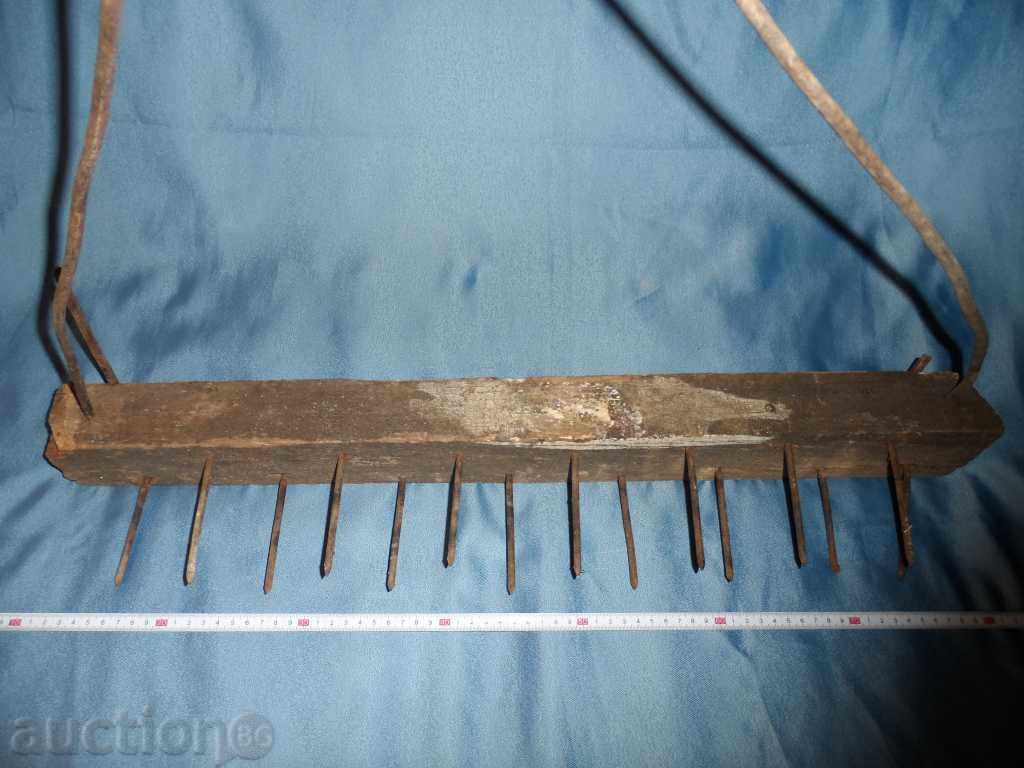 Auction old agricultural implement Auction old agricultural implement