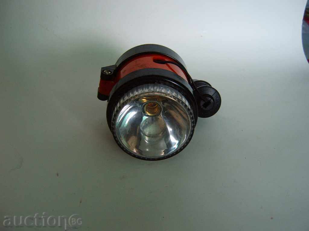 Delivery of Lamp removable 12 V.