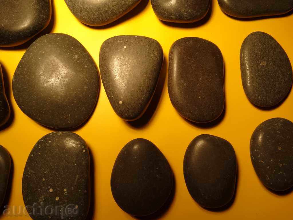 volcanic lava stones - 6 volcanic lava stones - 6