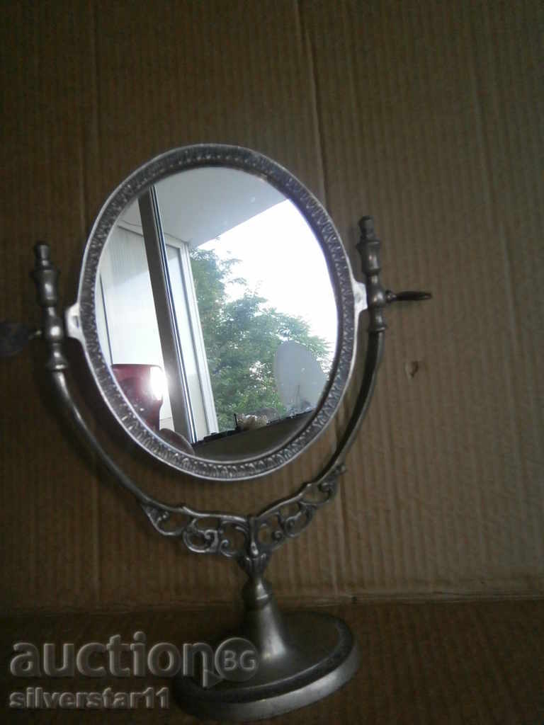 Γαλλικός χαλκός μπαρόκ αντίκες καθρέφτης από τη Γαλλία με τιμή 55.00 BGN | € 28.12 Γαλλικός χαλκός μπαρόκ αντίκες καθρέφτης από τη Γαλλία με τιμή 55.00 BGN | € 28.12