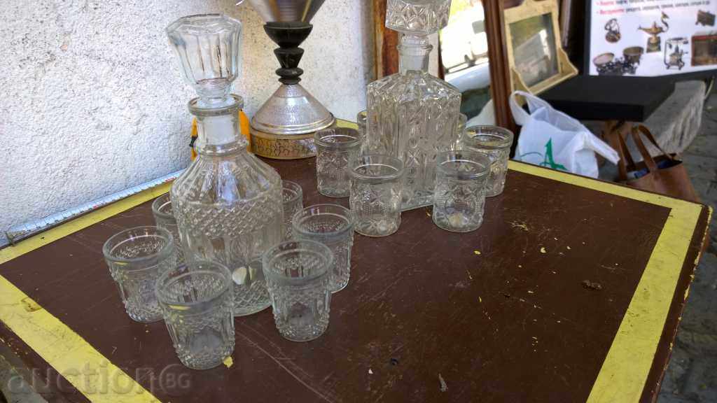 Auction 5594. TWO SERVICE GARAFA WITH MACHINES MASSIVE GLASS SERVICE Auction 5594. TWO SERVICE GARAFA WITH MACHINES MASSIVE GLASS SERVICE