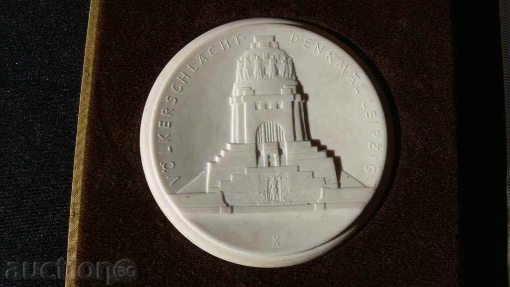 Meissen - πλάκα μαγειρικά σκεύη με τιμή 50.00 BGN | € 25.56 Meissen - πλάκα μαγειρικά σκεύη με τιμή 50.00 BGN | € 25.56