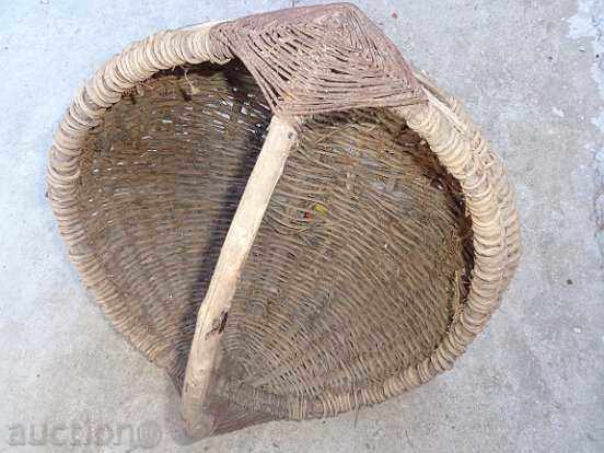 An old hand-knit basket - 6