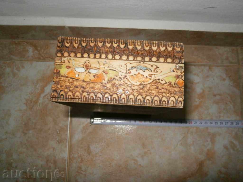 wooden perographed box the bridge of Tarnovo - 7