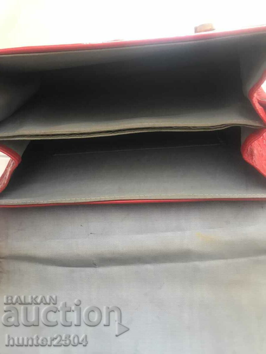 Δημοπρασία Γυναικεία τσάντα, γνήσιο δέρμα / λάκα