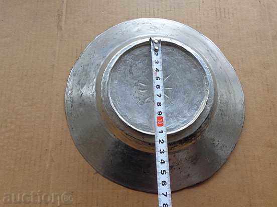 Delivery of Ancient tin tin, saucer, bowl, tass, copper pot, baker Delivery of Ancient tin tin, saucer, bowl, tass, copper pot, baker