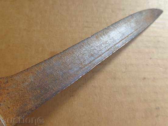 Old butcher butcher without knife, dagger, blade - 7