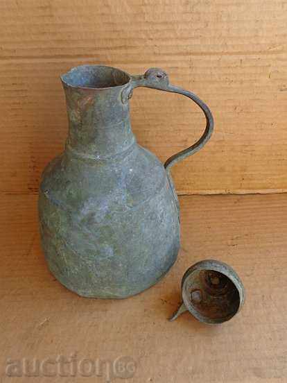 Delivery of Old Ottoman hunter, hibiscus, kettle, baker, copper pot Delivery of Old Ottoman hunter, hibiscus, kettle, baker, copper pot