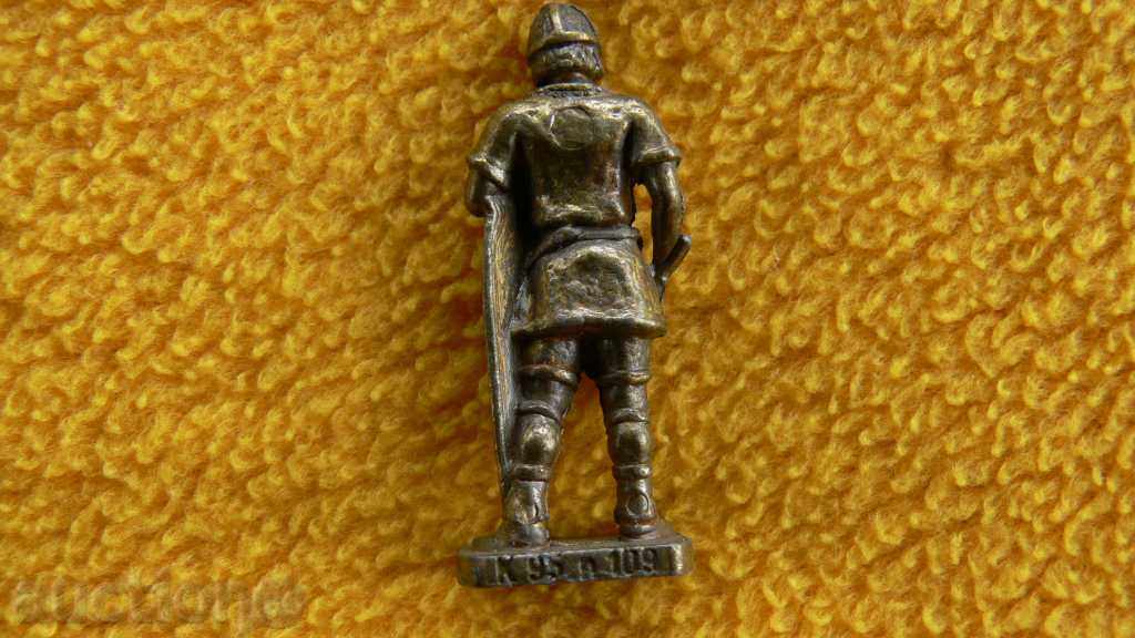 KINDER SURPRISE ORIGINAL-KINDER SURPRISE with price 15.00 BGN | € 7.67