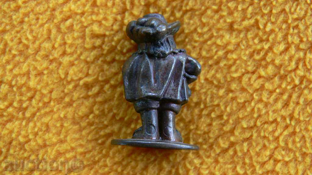 KINDER SURPRISE ORIGINAL-KINDER SURPRISE with price 15.00 BGN | € 7.67 KINDER SURPRISE ORIGINAL-KINDER SURPRISE with price 15.00 BGN | € 7.67