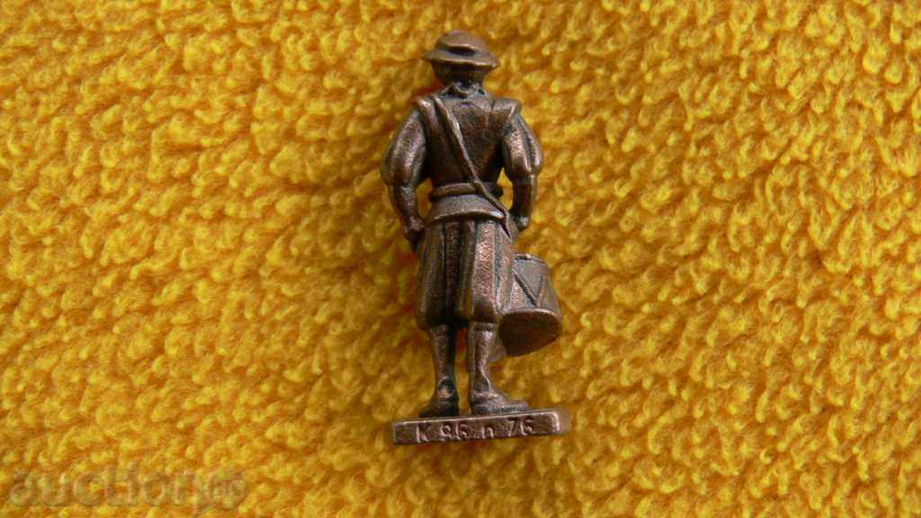 KINDER SURPRISE ORIGINAL-KINDER SURPRISE with price 15.00 BGN | € 7.67 KINDER SURPRISE ORIGINAL-KINDER SURPRISE with price 15.00 BGN | € 7.67