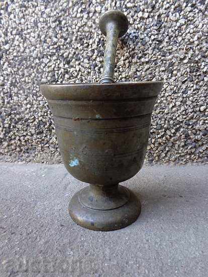 Old bronze mortar, hammer with hammer with price 69.00 BGN | € 35.28 Old bronze mortar, hammer with hammer with price 69.00 BGN | € 35.28