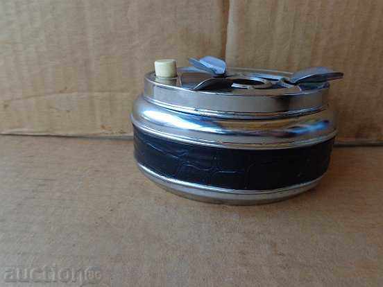 Old ashtray with button, cigarette, fascia with price 20.00 BGN | € 10.23 Old ashtray with button, cigarette, fascia with price 20.00 BGN | € 10.23
