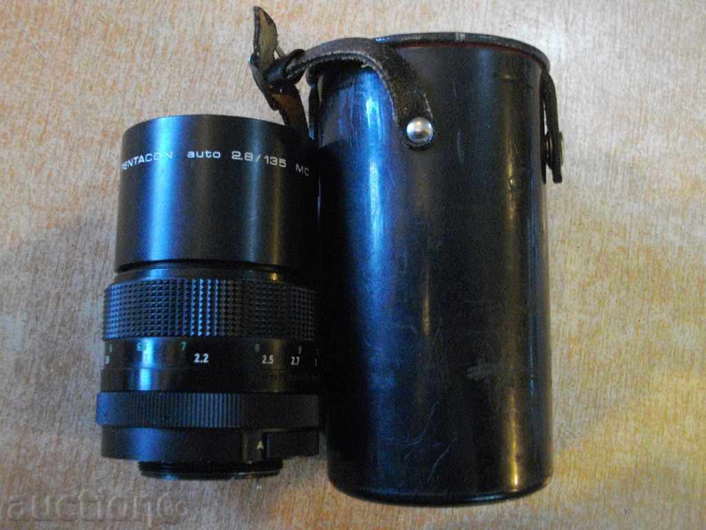 Lens "Pentacon αυτόματη 2,8 / 135 MS" φωτογραφική μηχανή σε λειτουργία