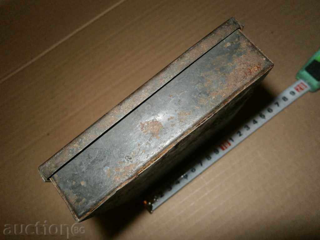 metal box second world - 5