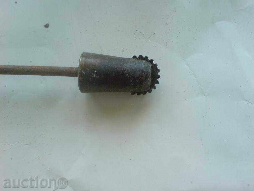 Licitație mulțime de lucruri vechi Licitație mulțime de lucruri vechi