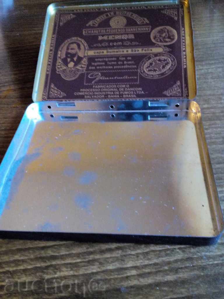 Auction CIGAR BOX, SBAKER from the 80s Auction CIGAR BOX, SBAKER from the 80s